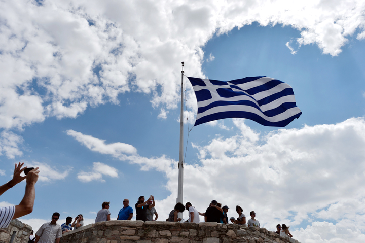 Three dead, three injured in Greek boat collision