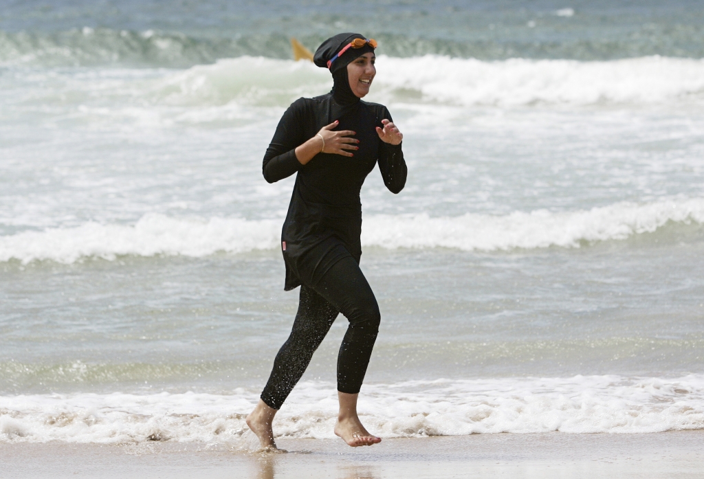 Top French court to rule on legality of burkini bans