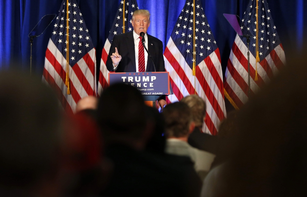 Trump speaks to his Youngstown supporters