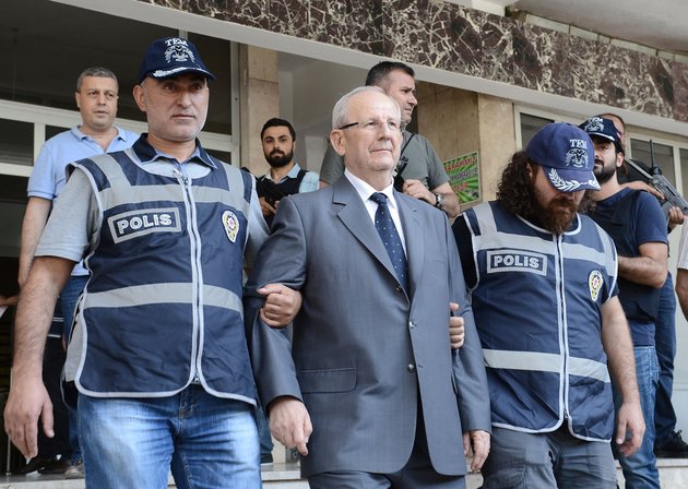 Turkey to release 38000 who committed crimes before July 1 - Yahoo7