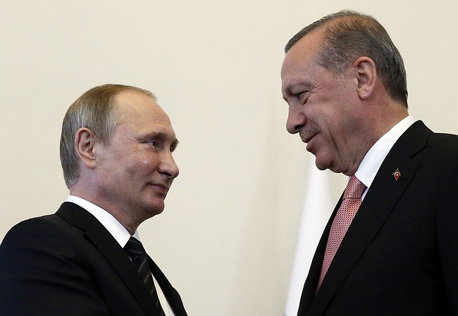 Turkey's President Erdogan in St Petersburg to 'reset' Russia ties