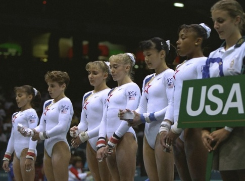 United States dominates, wins 4×200 freestyle gold