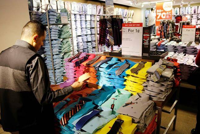 US consumer spending posts slower growth in July; income up slightly