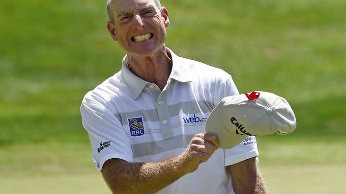 US golfer Jim Furyk has shot the first 58 in PGA Tour history at the Travelers Championship