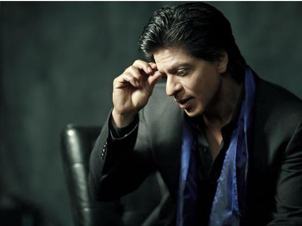 Shah Rukh Khan gets detained at Los Angeles airport