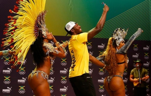 Usain Bolt getting in some samba