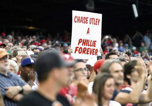 Utley belts two HRs to carry Dodgers past old team