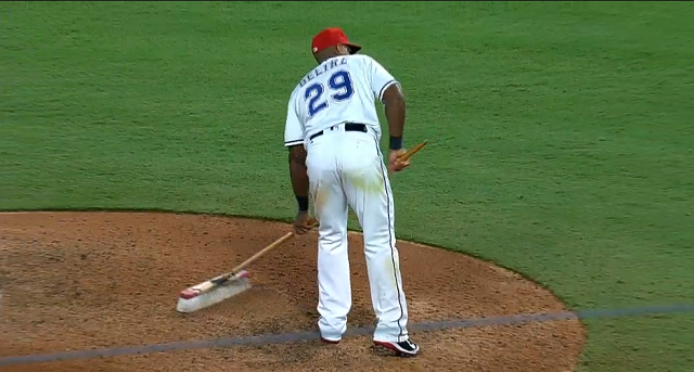 VIDEO Adrian Beltre absolutely does not want a Gatorade bath		Posted by	Matt Clapp