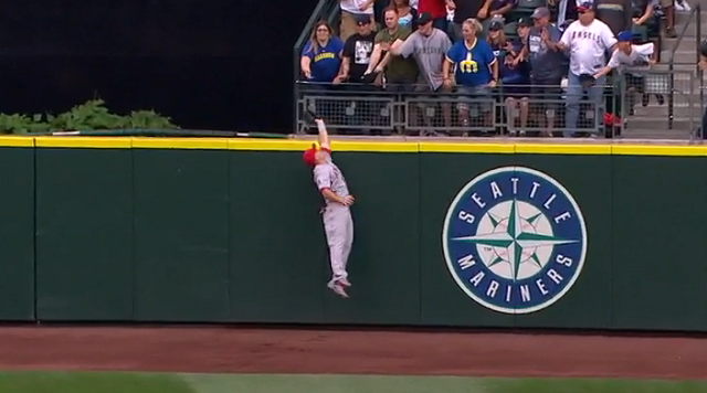 VIDEO Mike Trout robbed a grand slam on his birthday because of course he did		Posted by	Matt Clapp