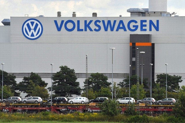 VW to restart production after supplier forces negotiated agreement