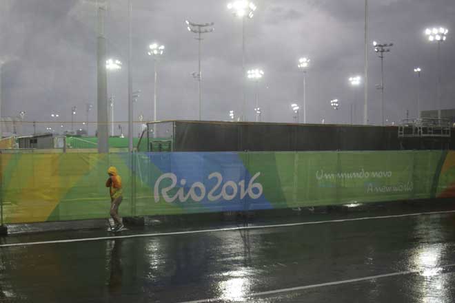 Water quality has been a major issue surrounding the Rio de Janeiro Olympics but in the ocean and lagoons not pools