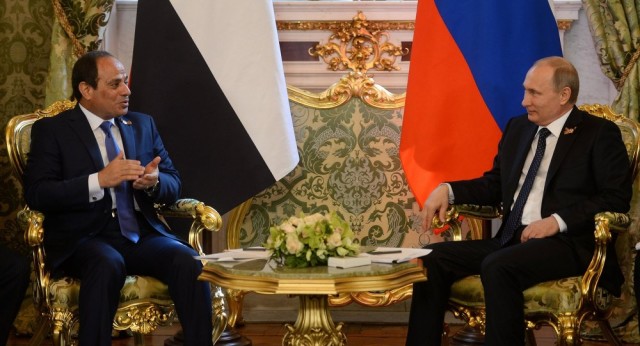 Russian President Putin meets with Egyptian President a Sisi