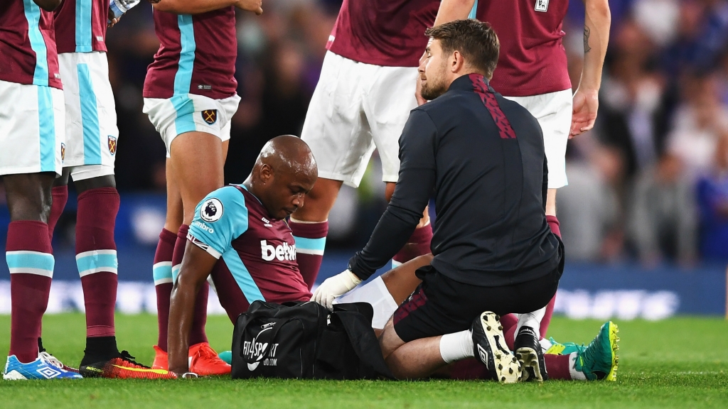 West Ham record signing Ayew out for four months after debut injury