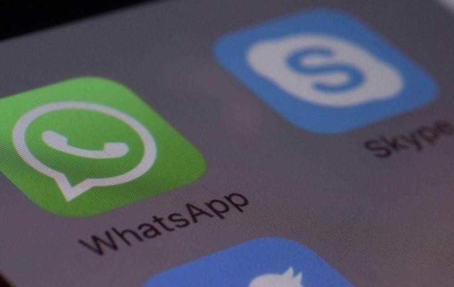 WhatsApp to give users mobile numbers to Facebook