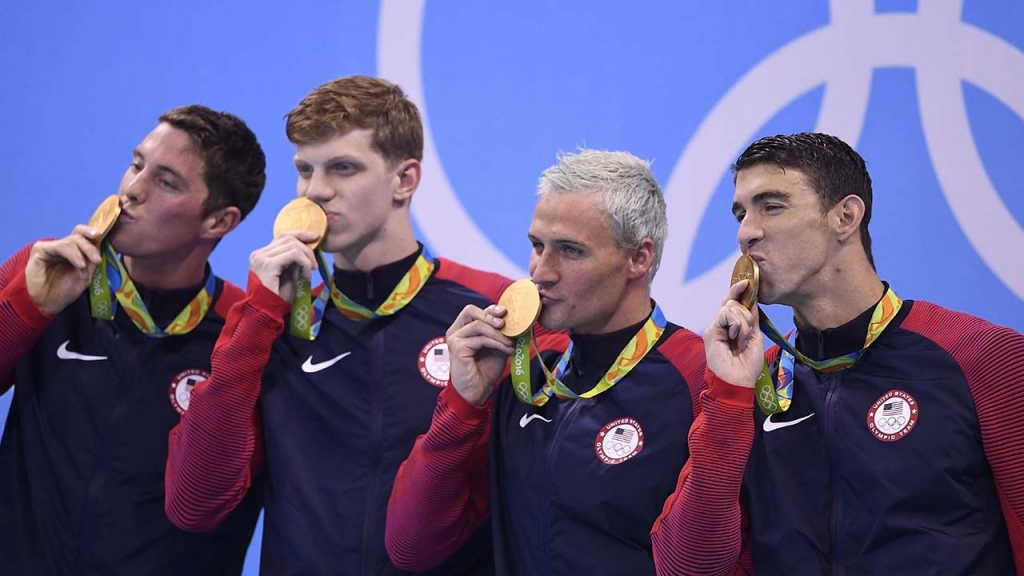 Chad Le Clos wins silver medal in men's 200m freestyle