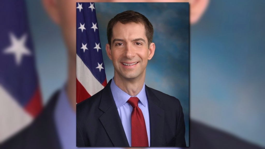 Cotton suggests Trump apologize to parents of dead soldier