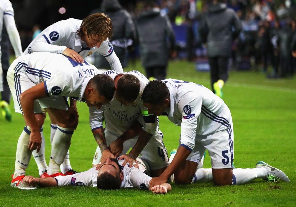 Watch Dani Carvajal scores stunning Real Madrid goal to win European Super Cup