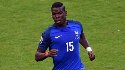 Manchester United have yet to agree a deal with Juventus for France midfielder Paul Pogba