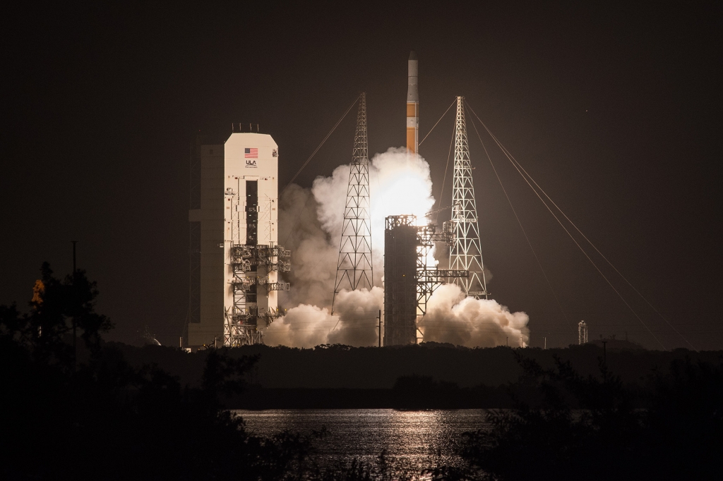 Cape Canaveral Air Force Station Fla.- A United Launch Alliance Delta IV rocket carrying AFSPC-6 mission lifts off from Space Launch Complex-37 at 12:52 a.m. EDT