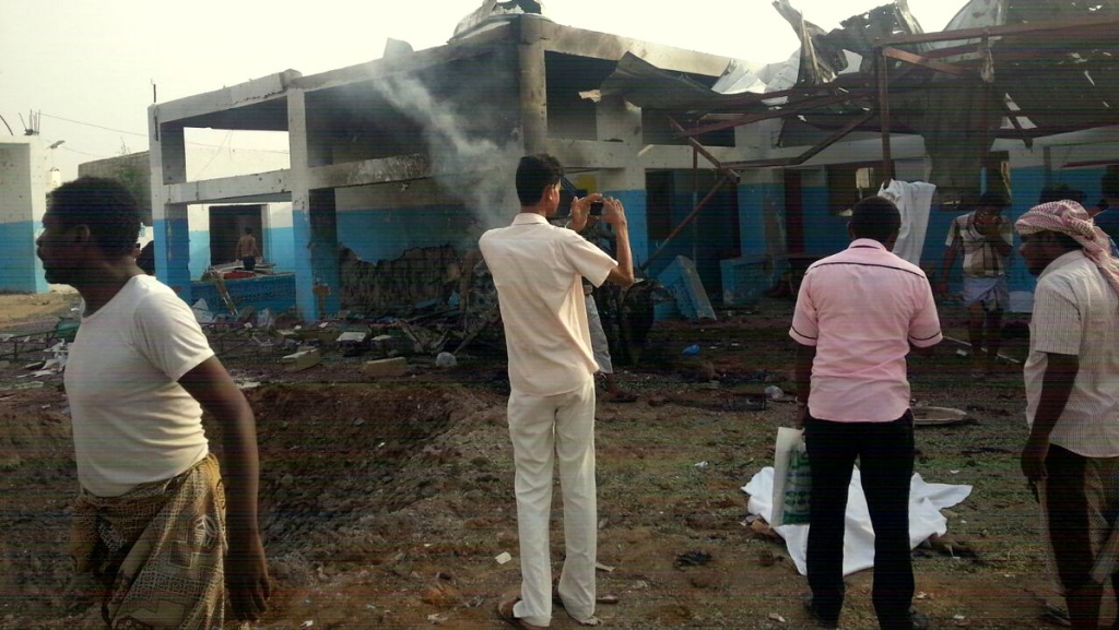 1st aftermath images from Abs hospital. GPS coordinates were repeatedly shared w all parties to the conflict #Yemen