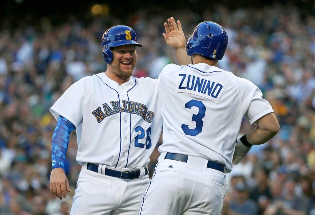 Zunino's HR caps big first inning, Mariners beat Angels