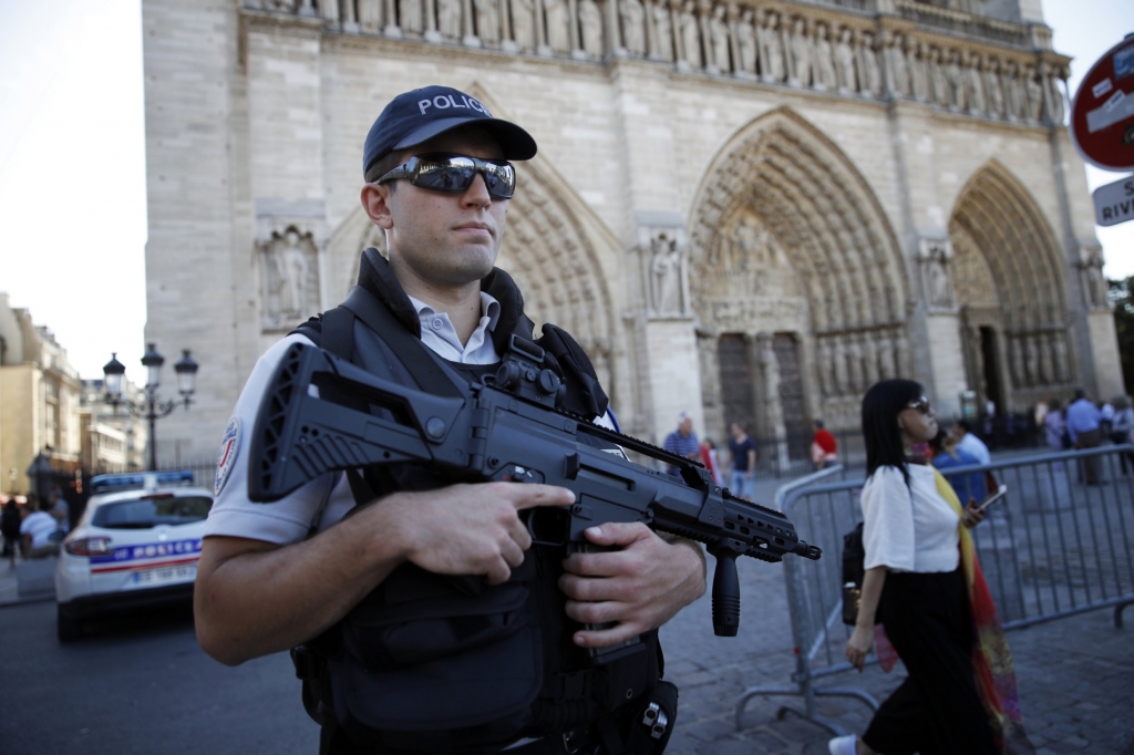 Failed Notre Dame terror attack plotted by women with guidance from Syria