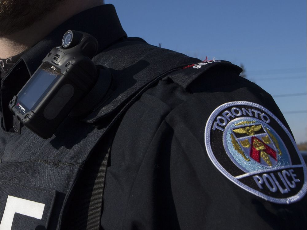 Toronto police urging body cameras for officers despite stiff costs