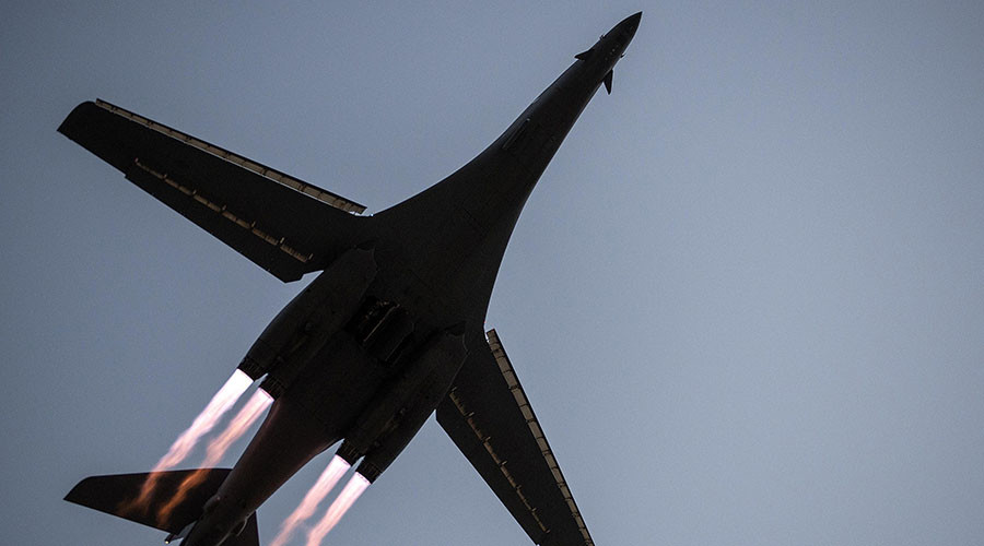 A U.S. Air Force B-1B Lancer