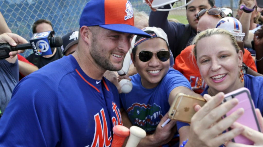 Mets sell Tim Tebow jerseys as ex-QB begins pro baseball career