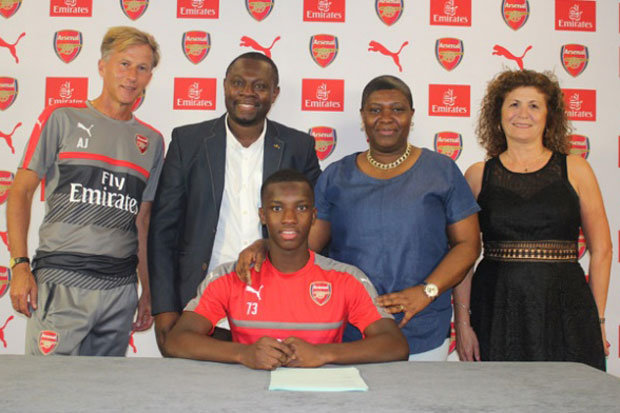 ARSENAL    
     DONE DEAL Eddie Nketiah has signed a contract with Arsenal