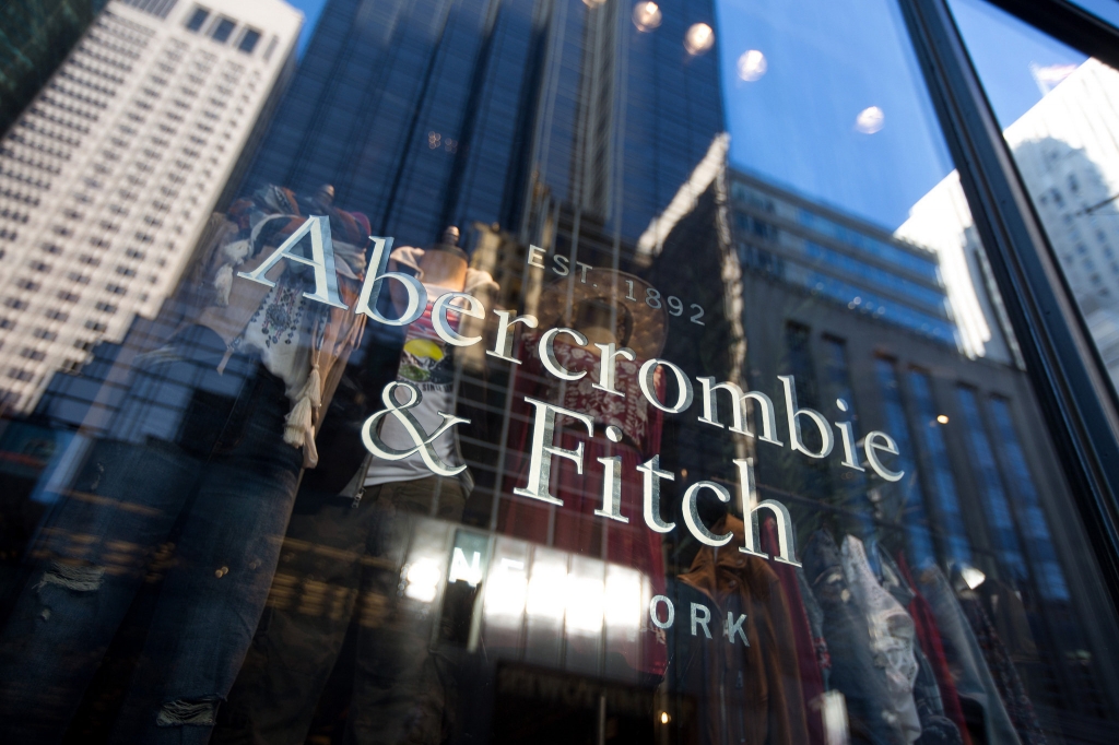 An Abercrombie & Fitch Co. Store Ahead Of Earnings Figures