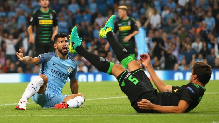 Aguero might have scored more if not for the intervention of Gladbach centre-back Strobl