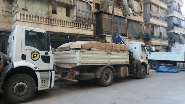 Aid trucks for Syria wait in no-man's land on Turkish border