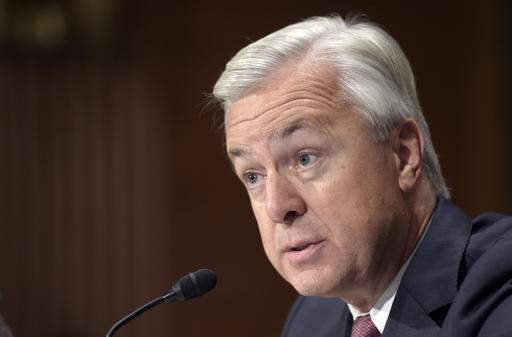 Sen. Elizabeth Warren calls for Wells Fargo CEO to resign over sales scandal