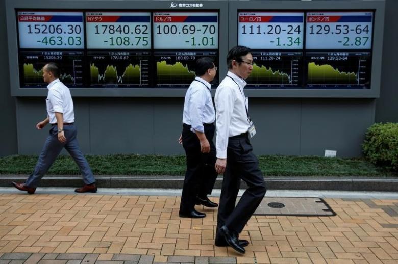 Shares Crumble As Oil Falls, Bond Yields Soar On Stimulus Doubts