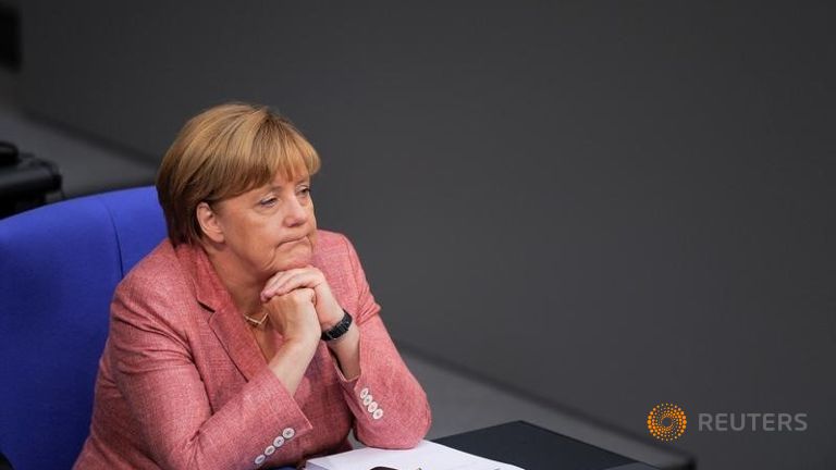 Germany election: Merkel challenged by anti-migrant AfD