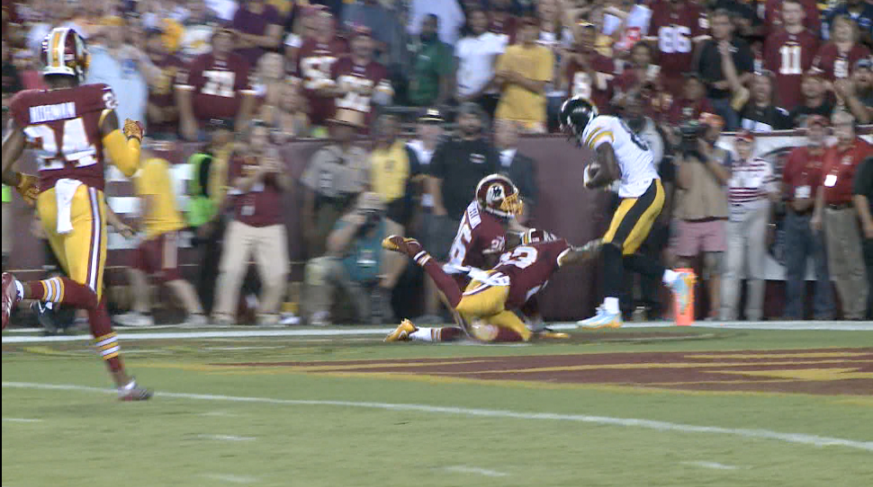 Antonio Brown hauls in his second touchdown of the evening on the Skins secondary