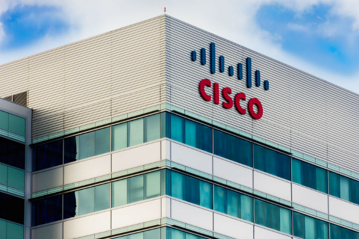 Apple and Cisco get down to business     0