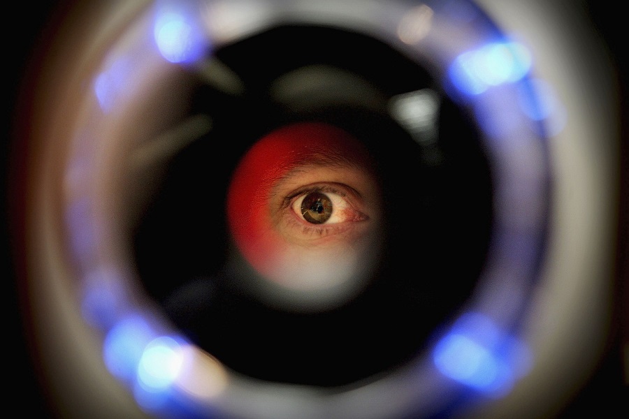 Next Year's iPhone Said to Include Iris Scanner to Authenticate With Your Eyes