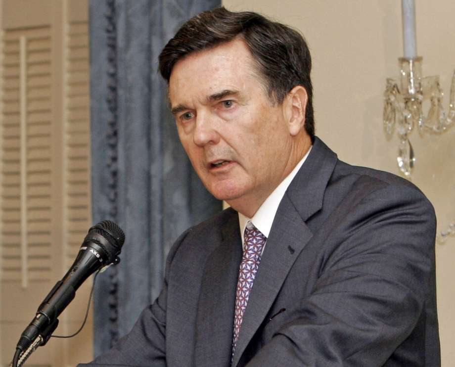 Federal Reserve Bank of Atlanta President Dennis Lockhart speaks at an Atlanta Press Club luncheon in Atlanta. Lockhart the president of the Federal Reserve’s Atlanta regional bank has announced pla