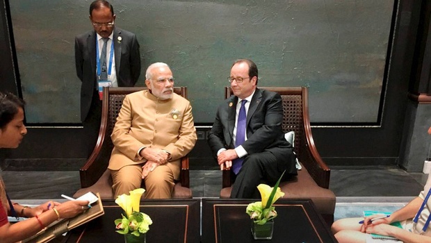 Prime Minister Narendra Modi in a meeting with the French President Francois Hollande on the sidelines of the G20 Summit in Hangzhou China on Monday | PTI