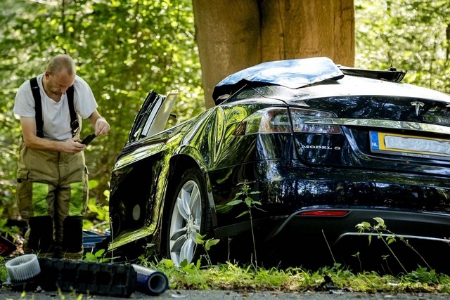 Tesla says Autopilot system not to blame for crash in Netherlands