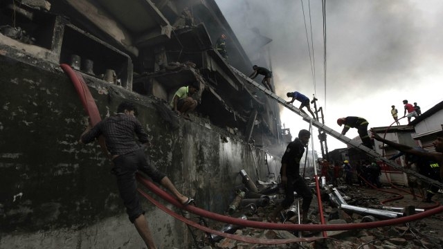 Bangladesh Death toll rises to 23 in garment factory explosion