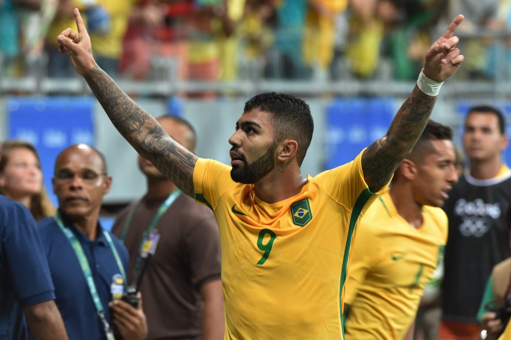 Gabriel Barbosa seems to be at the centre of another battle with Barcelona claiming violation of their first-refusal right by Santos during the player's sale to Inter Milan