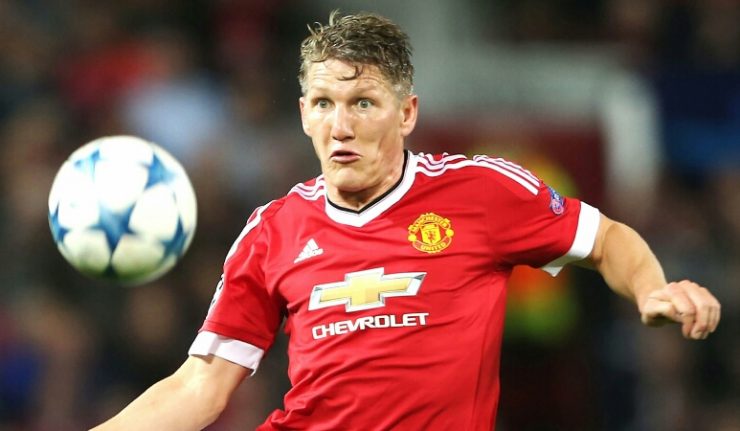 Schweinsteiger not giving up on Man United