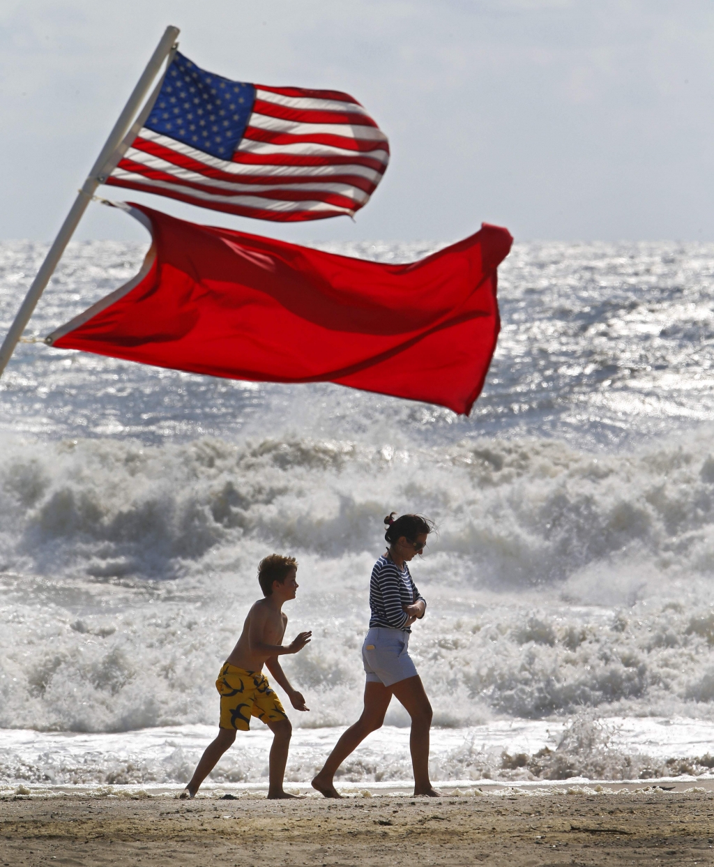 Hermine churns north into Carolinas after pounding Florida