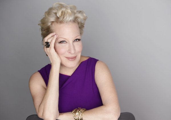 Bette Midler's 'Hello, Dolly!' Breaks Broadway Records on First Day of Sale!