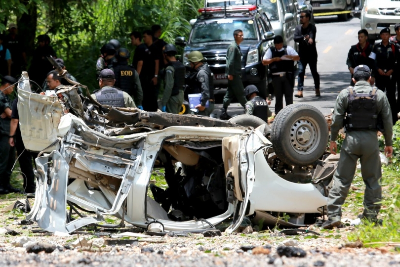 3 security officials killed by bomb in Thailand's south