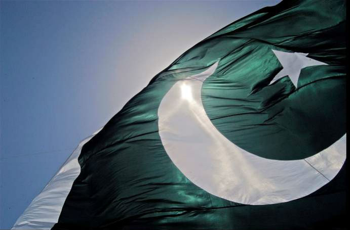 2013_feb7_pakistan_flag8