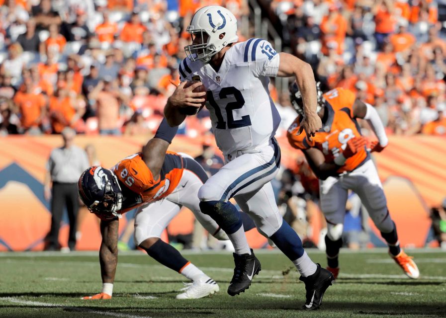 Indianapolis Colts quarterback Andrew Luck runs against the